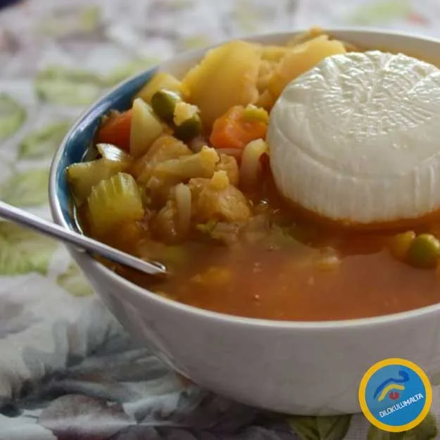 Geleneksel Malta Yemekleri Soppa tal Armla