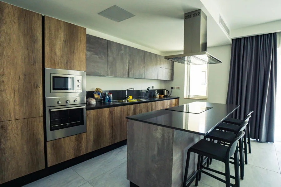 claret apartments 2