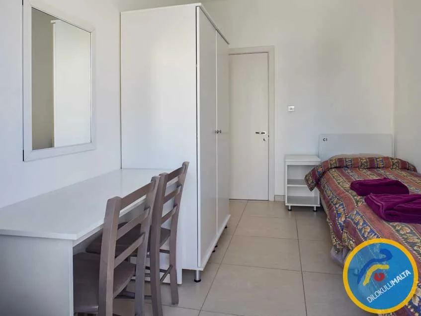 clubclass malta amber court konaklama 8