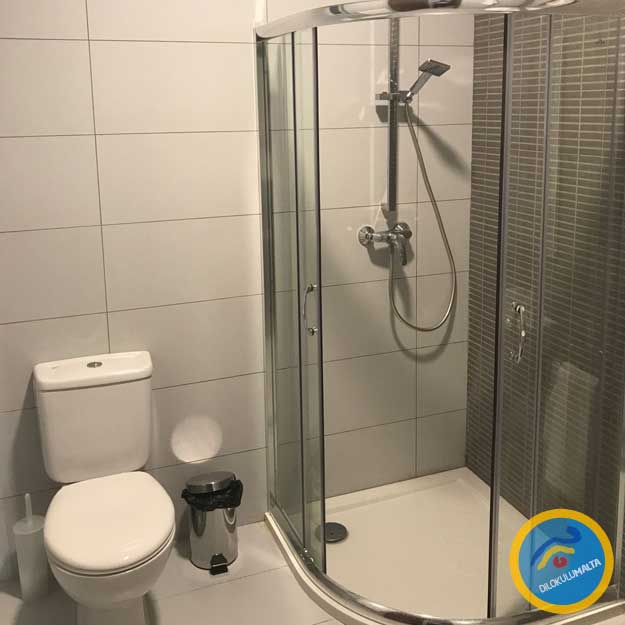 ESE Malta Astolat Konaklama Banyo 1 ESE Malta Astolat Konaklama Banyo 1