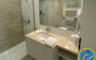 ese malta yaz okulu salini konaklama banyo 5