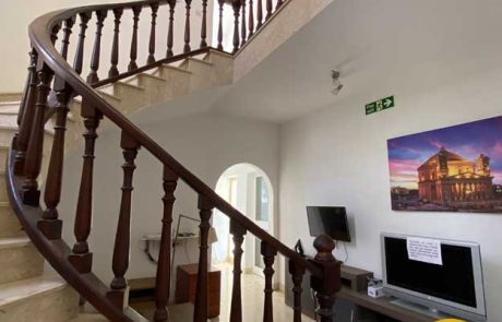 Springfields House Apart Konaklama Üst Kata Çıkış